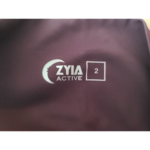 Zyia Active purple athletic capri leggings with pockets - 2 - Picture 4 of 7